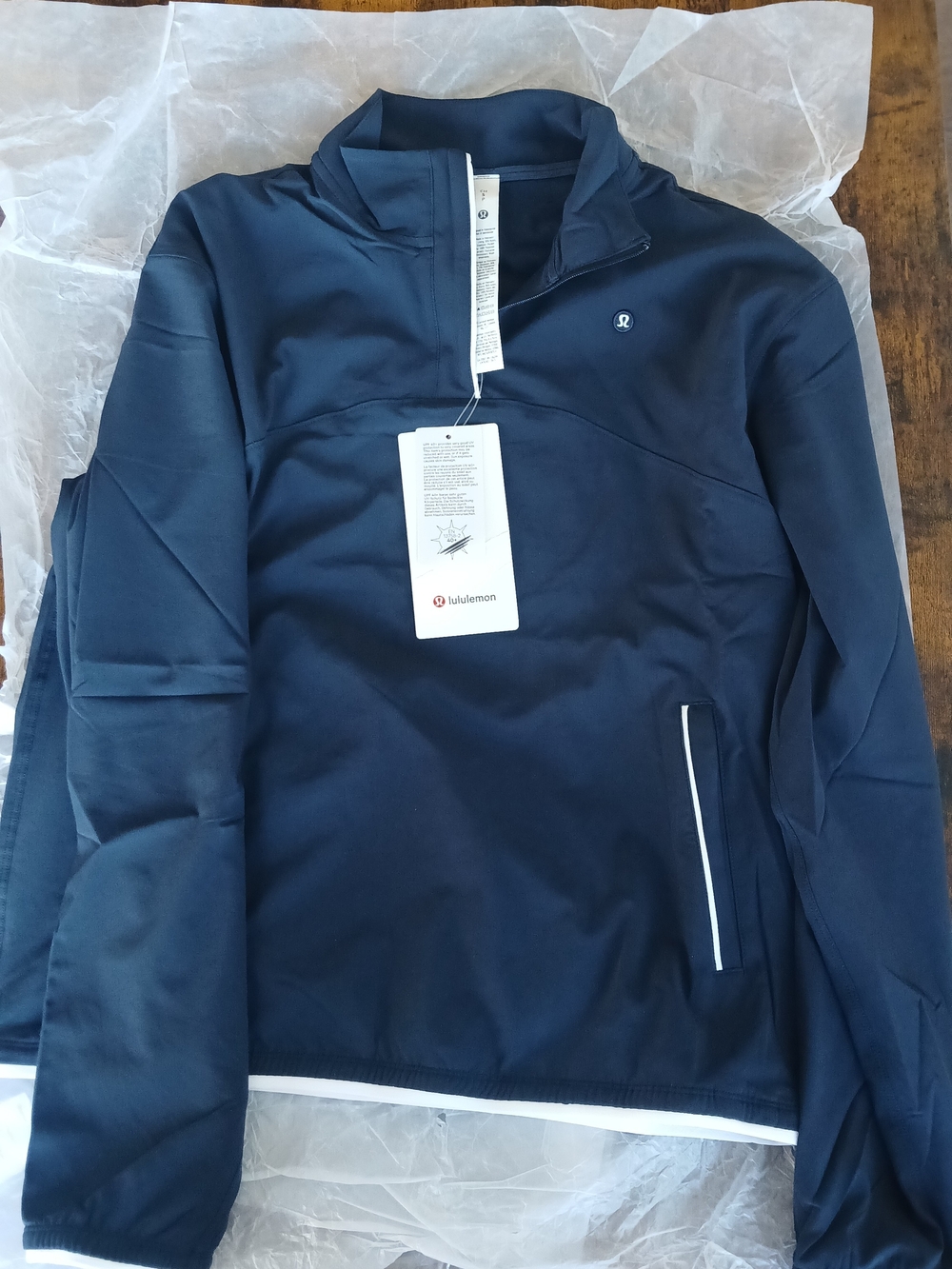 lululemon athletica Women's Navy Zip-Up Pullover with White Trim